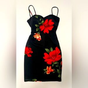 Nwt Windsor Floral Print Mini dress xs sexy tie back 
Xs